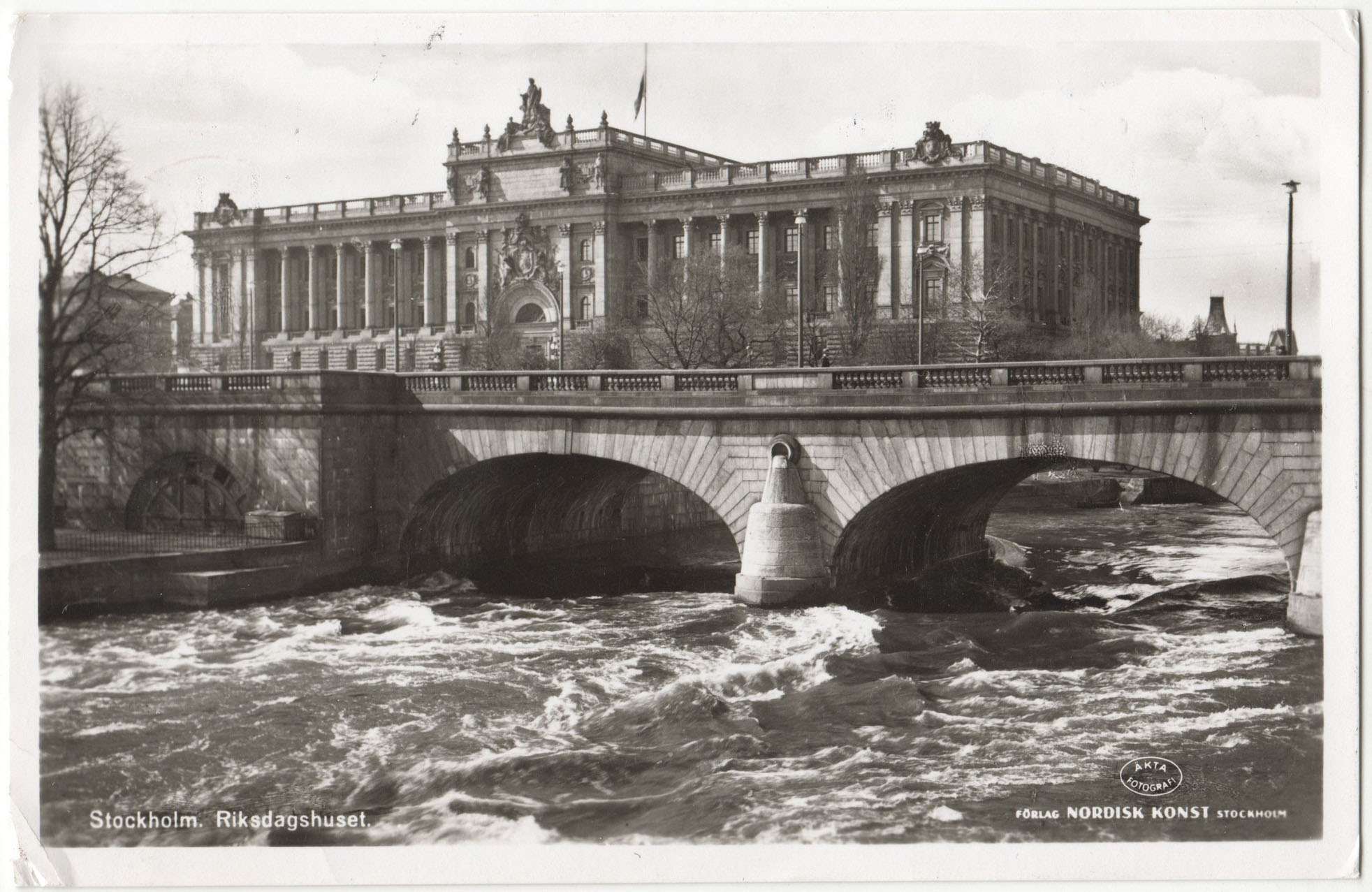 Helgandsholmen_Riksdagshuset_Nordisk_Konst_6002_337_1960.jpg