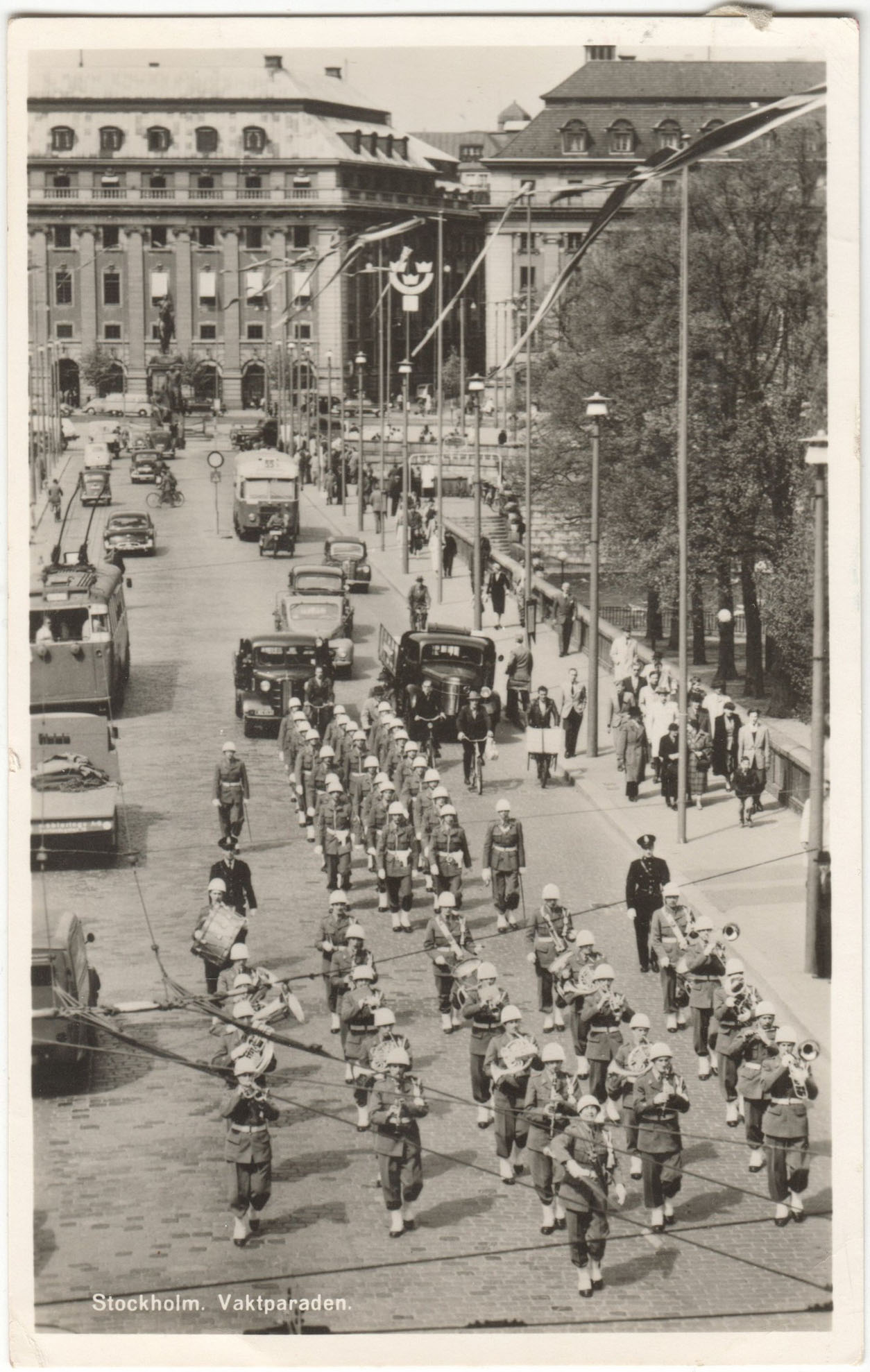 Helgandsholmen_Vaktparaden_Grafisk_Konst_500_333.jpg