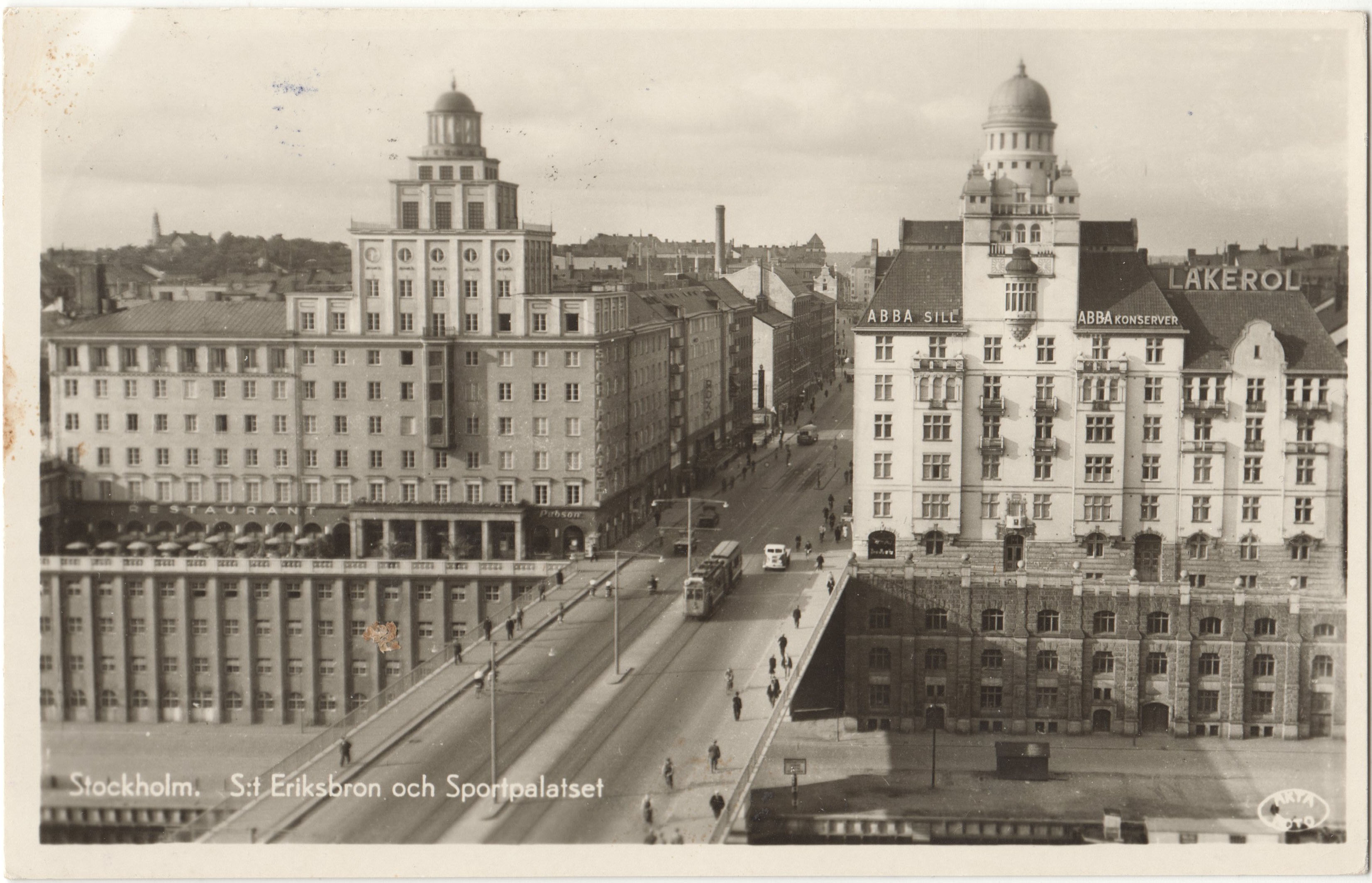 Kungsholmen_St_Eriksbron_O_Sportspalatsen.jpg