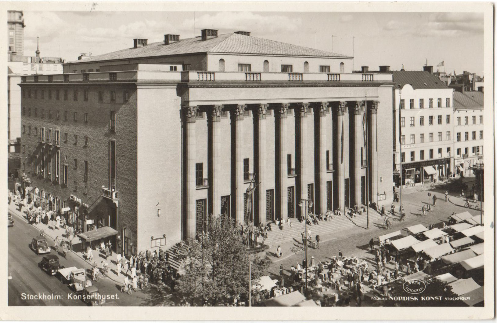 Norrmalm_Konserthuset_Nordisk_Konst_6006_345_1953.jpg
