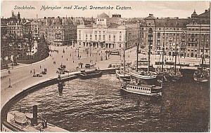 Norrmalm_Nybroplan_Och_Kungl_Dramatiska_Teatern_Axel_Eliasson_5182_1916.jpg
