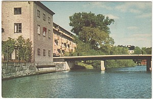 reymersholm bron till reymersholm sago konst 329 under broar.jpg