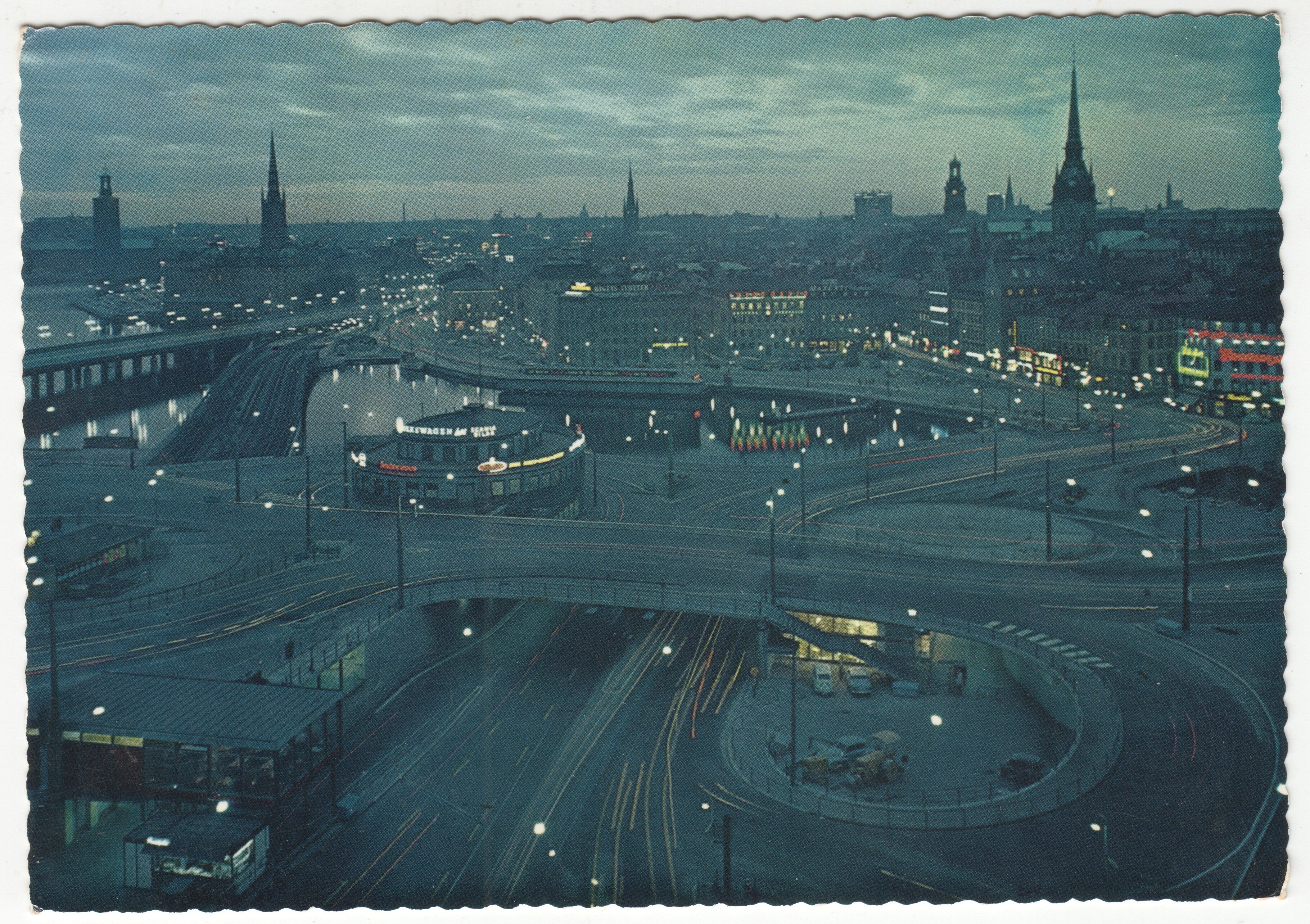 Sodermalm_Slussen_Nattbild_Ultra_337_1971.jpg