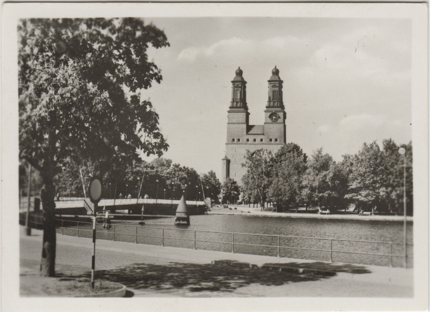 eskilstuna_booklet_2_07.jpg