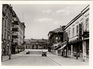 001_1950s_eskilstuna_drottninggatan.jpg