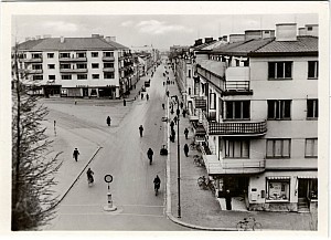 007_1950s_eskilstuna_nyforsgatan.jpg
