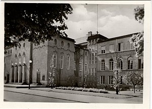 012_1950s_eskilstuna_teatern.jpg