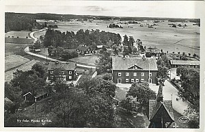 Downloaded_Vy_Fran_Floda_Kyrka_Akta_Fotografi_Forlag_Eee_801_1940s.jpg