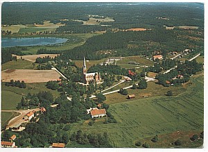 floda kyrka aerial ab flygtrafik 319 1972.jpg