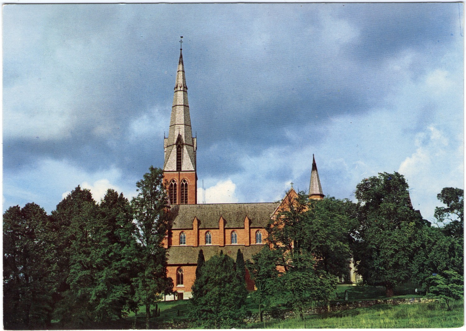 flodafors_kyrkan_11063_front.jpg