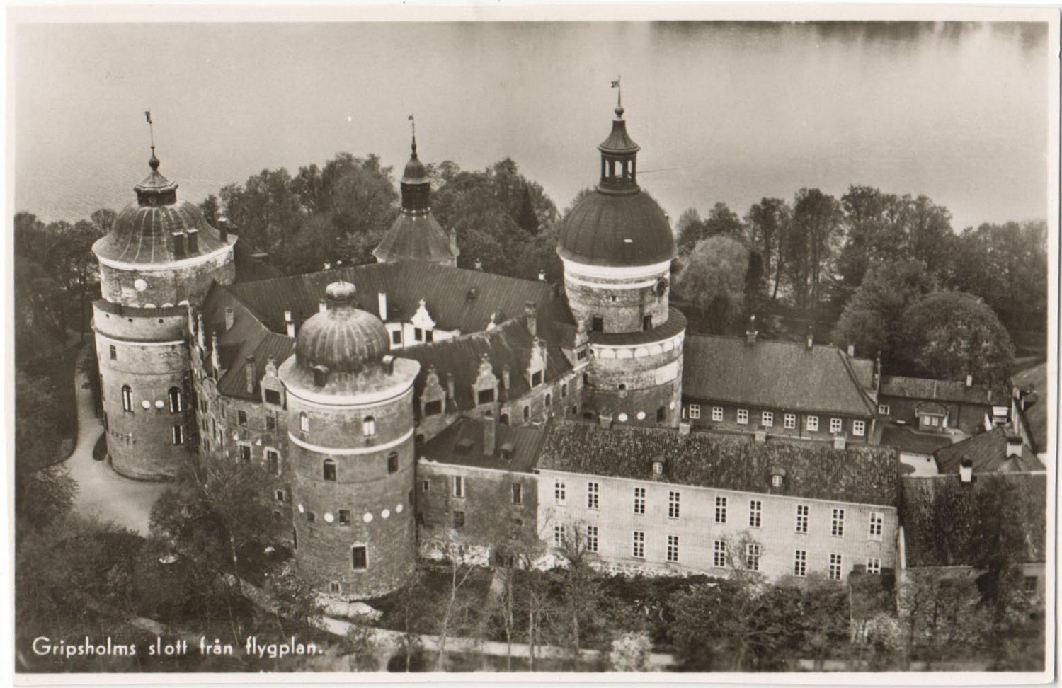 gripsholm_flygfoto_ae.jpg