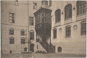 gripsholm_borggarden.jpg