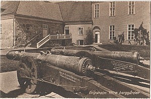 gripsholm_inre_borggarden_lindmark_2.jpg