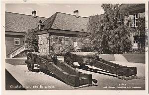 gripsholm_yttre_borggarden_ae_15_43_2.jpg