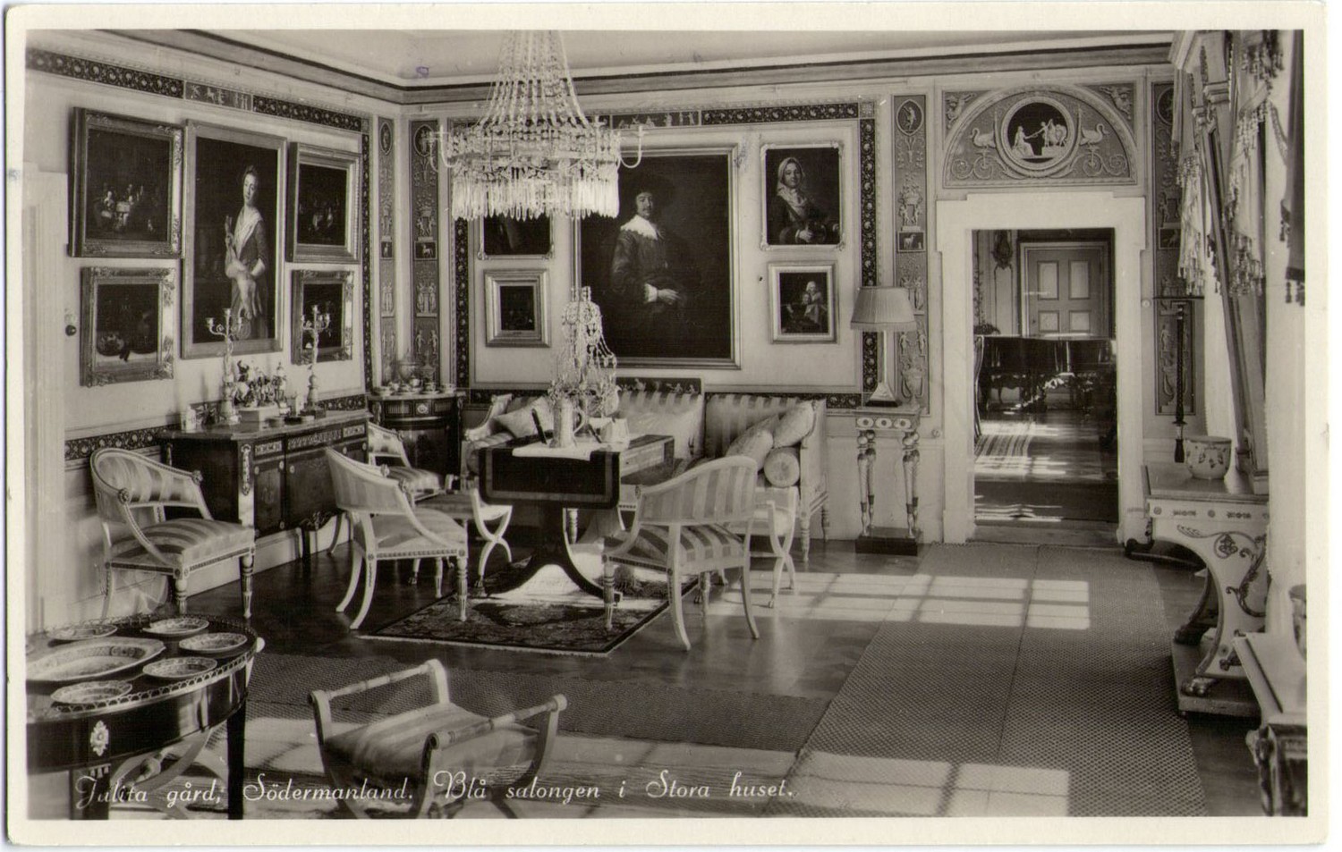 09_julita_gard_bla_salongen_sv_litografiska.jpg