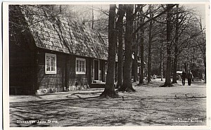 49_julita_skans_konsum_backstugan_1956.jpg