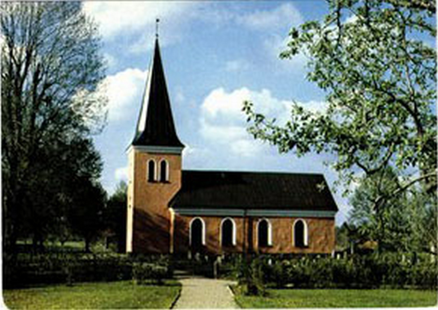 lanna_kyrka_300.jpg