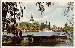 28_mariefred_kyrkan_utsikt_fran_gripsholm_ultra_m1_1955.jpg