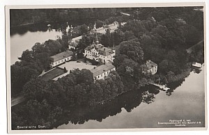 Sparreholm slott aerial aero materiel 448.jpg