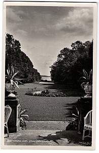 sparreholm_slott_utsikt_fran_salongen_j_e_graden.jpg