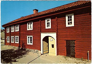 torshalla_bergstromska_garden_ultra_04_1072.jpg