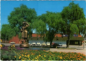 torshalla_centrum_vattenbarerskan_ultra_04_1039.jpg