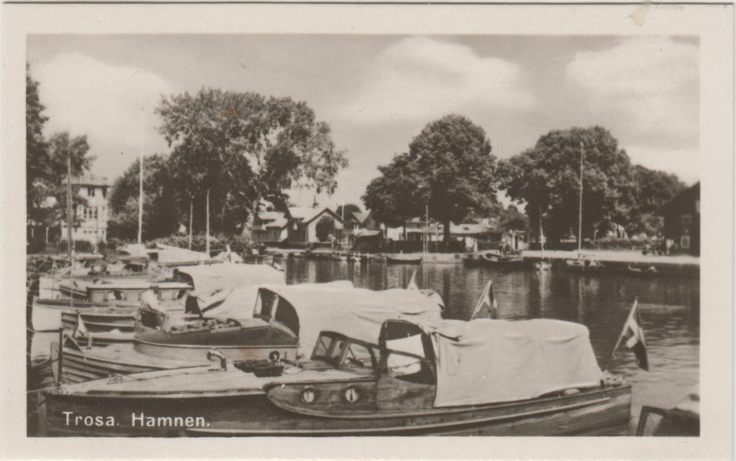 trosa_booklet_04.jpg