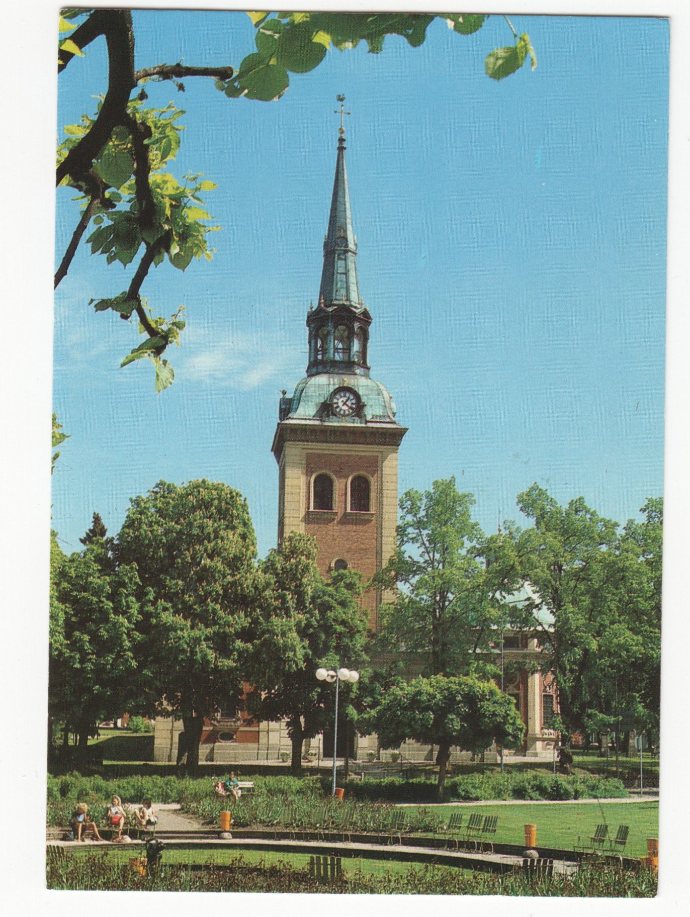 sodertalje_st_ragnhilds_kyrka_ultra_2.jpg